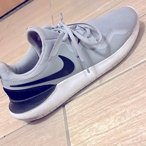 Authentic Nike Tessen sneakers